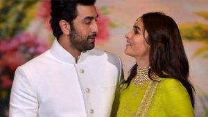 Alia-Bhatt-With-Her-Boyfriend-Ranbir-Kapoor