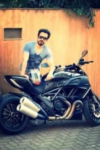 Emraan-Hashmi-Ducati-Diavel