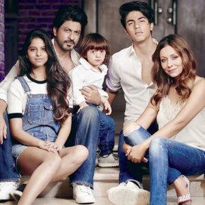Gauri-Khan-with-Her-Children