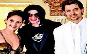 Hrithik-Roshan-with-Michael-Jackson