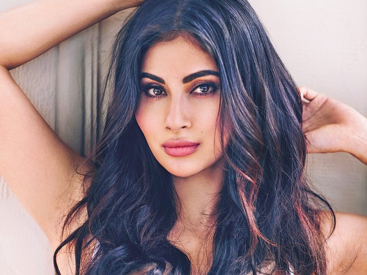Mouni Roy Wiki, Height,Biography, Weight, Age, Affair, Family & More