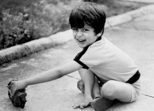 Shahid-Kapoor-Childhood-Photo
