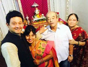 Swapnil-Joshi-With-Family