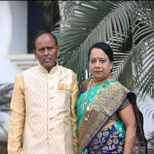 Dharmesh-Yelande-Parents