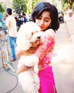 Yukti-Kapoor-With-a-Dog