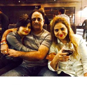 Yukti-Kapoor-with-Parents