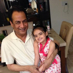 Ruhanika-Dhawan-with-her-father