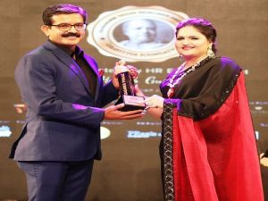 Sumit-Awasthi-Receiving-Dadasaheb-Phalke-Excellence-Award